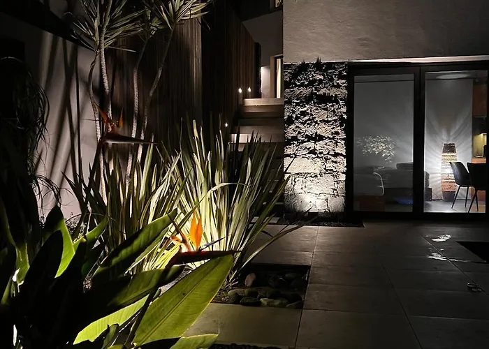 Porta Celeste - Al * Mosteiros (Azores)