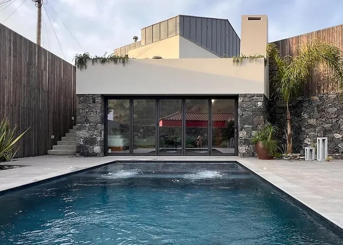 Porta Celeste - Al موستيروس